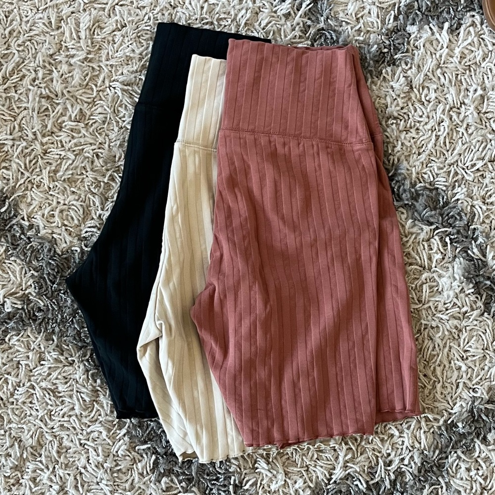 Women’s Offline by Aerie Bike Shorts 3 PAIRS!